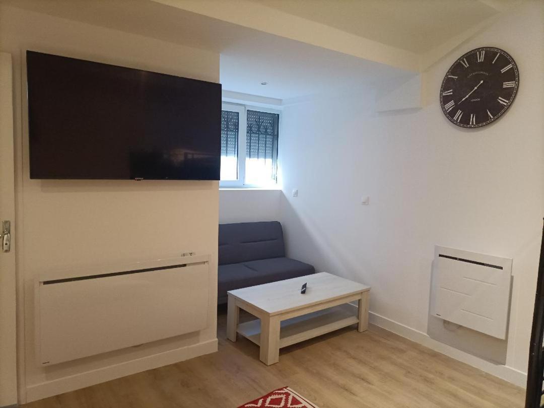 Bed and Breakfast A 7 Minutes De L'Aeroport Cdg 1 Thieux  Экстерьер фото